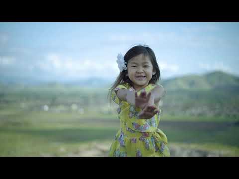 Muab Kuv Ib Sim Neej - Maiyia Vwj (Charice Lor Video) #maiyiavue #maiyiavws #hmoob