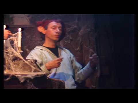 Travellin' Strawberries: It`s hard to be a nisseman