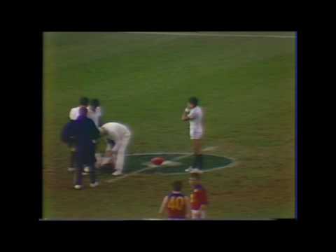 Quarter time break 1984 Round 12 - Carlton vs Fitzroy