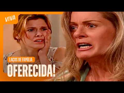 TAPÃO! CAMILA CHAMA HELENA DE OFERECIDA E LEVA TAPA NA CARA | LAÇOS DE FAMÍLIA | CENAS MARCANTES