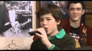 Nick Jonas And Brothers FIRST PERFORMANCE 2004 (Please be mine +Dear God)