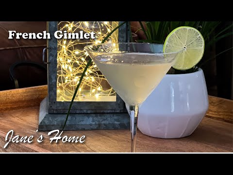 French Gimlet - An Elderflower Martini Drink