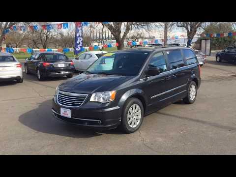 2014 Chrysler Town & Country Touring Minivan 4D (Walk Around Video)