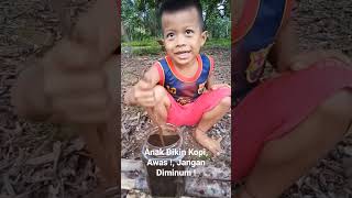 Download lagu anak Bikin Kopi, Tapi Awas! Jangan diminum! #shorts mp3