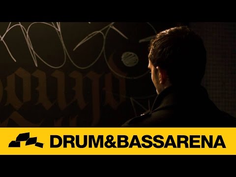 Phaction - Signature Moves (ft. Hugh Hardie)