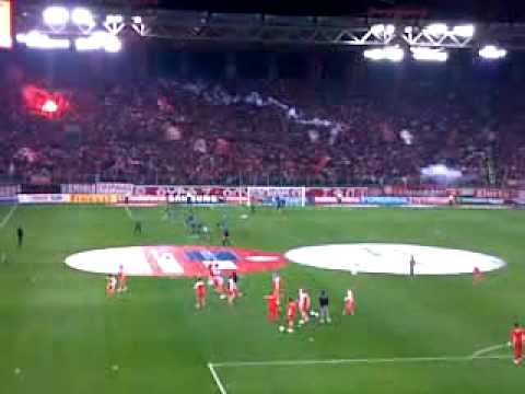 Olympiakos-pao to kraksimo stous pelates!!!!!