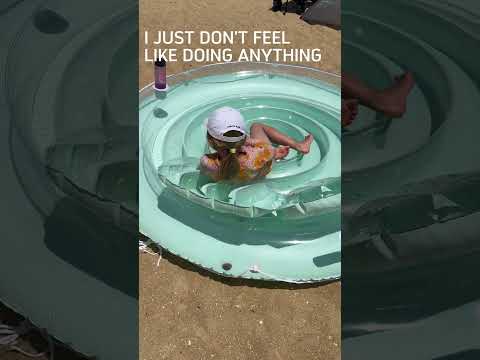 Lazy Beach Days for Kids | ACQUABOSS Oasis – The Ultimate Kid’s Pool Float & Lounge