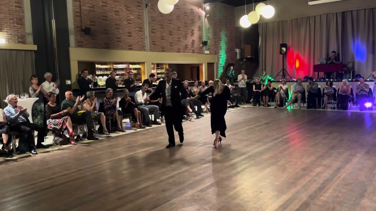 Jesús Velázquez y Mónica Parra en Bélgica