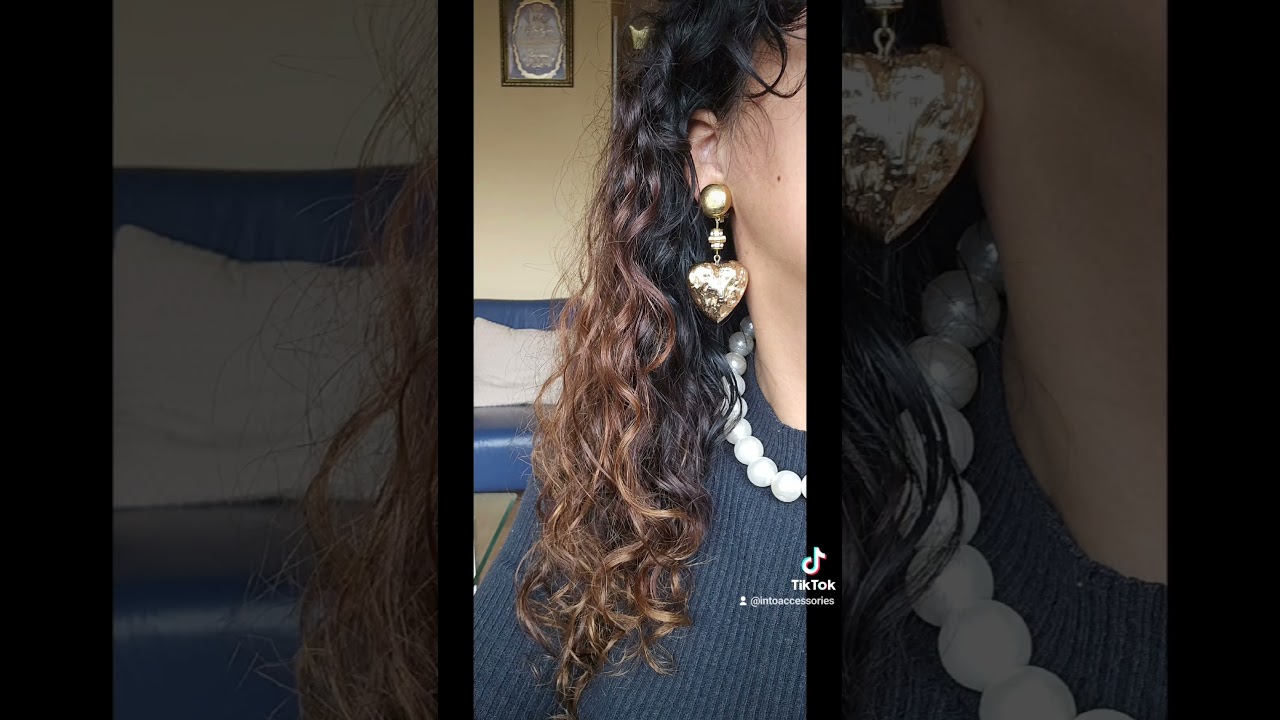 My favorite earclips💜Into Accessories #inspiration #sieraden #sieradenmerk #preloved #vintage