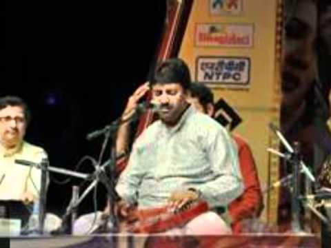 Ustaad Rashid Khan-Raag Bhairavi (Thumri).wmv