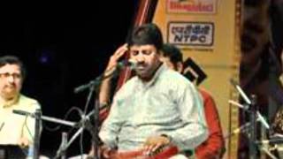Ustaad Rashid Khan-Raag Bhairavi (Thumri).wmv