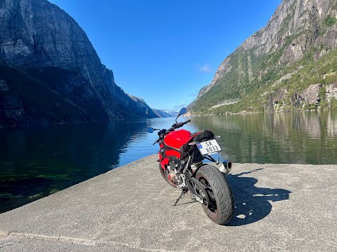 Epic Motorcycle Ride in Norway – Suleskarsveien to Lysebotn: Twists, Tunnels & Fjords.
