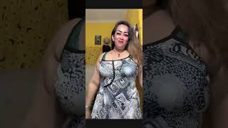 Download lagu Mommy is dancing again Mommy 😘😘 mp3