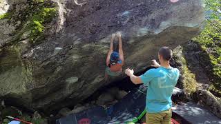 Video thumbnail of 2 peti e una capanna, 7b+. Val di Mello