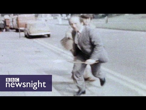 Antiques dealer hits Roger Cook with metal bar - Newsnight archives (1981)