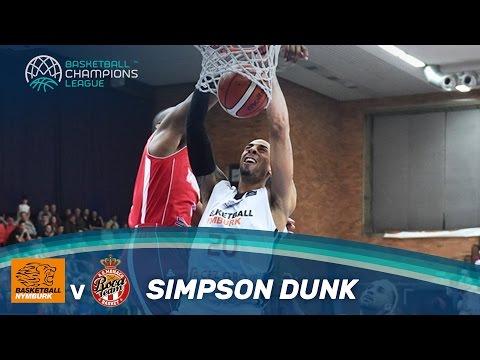 Simpson dunks it in against AS Monaco
