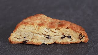 Scones (and Why I Don’t Get Them in Bakeries)