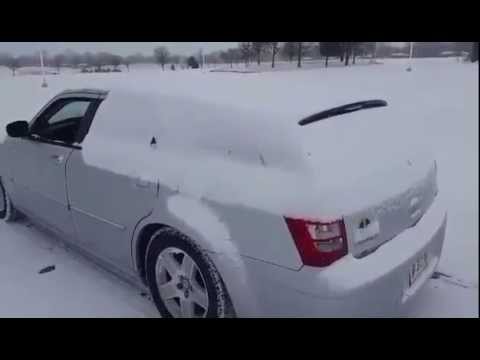 How Lil Jon Cleans Snow Off Cars