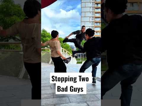 Stopping Two Bad Guys Just in Time #NamHuynhOfficial #martialarts #selfdefense