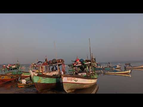 Mornings @Marve Beach, Mumbai