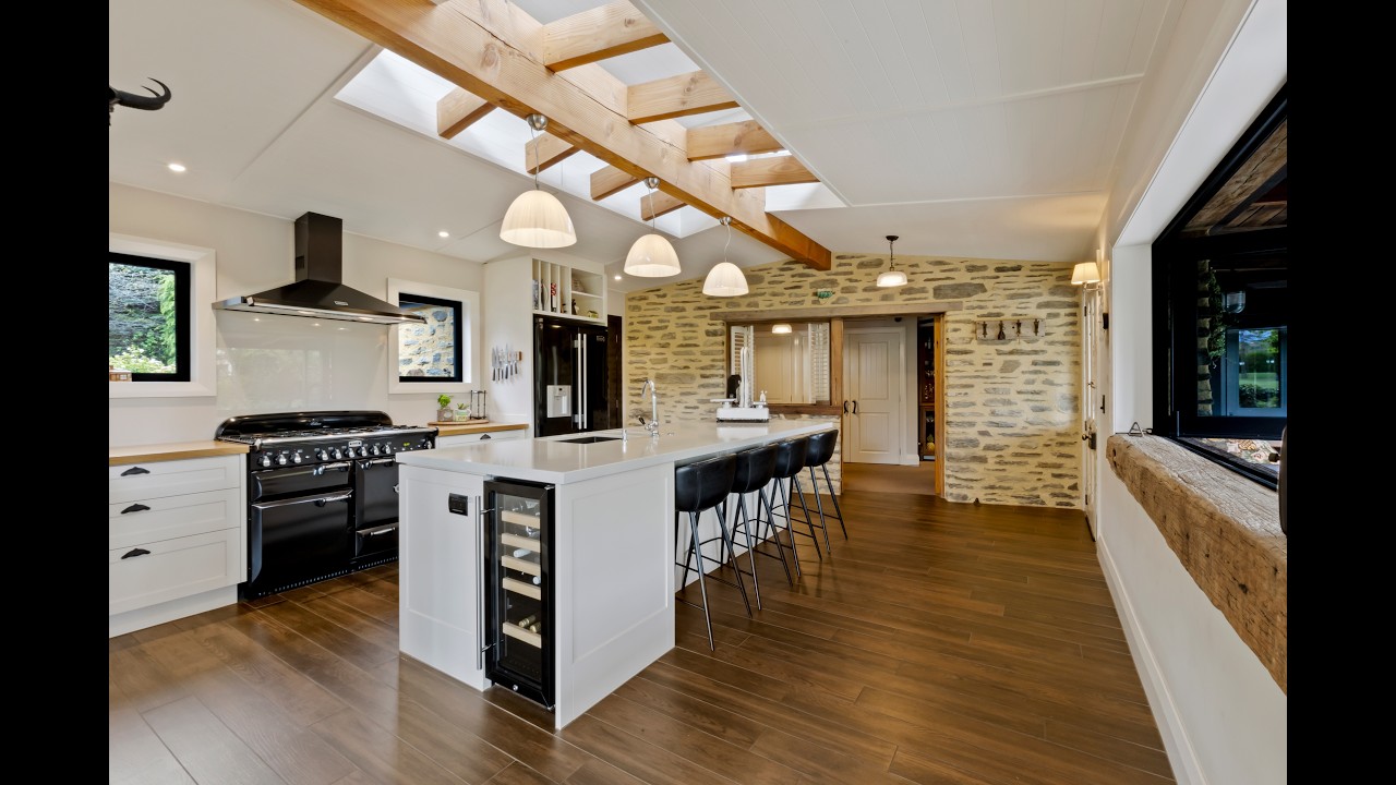A Timeless Estate by the Arrow River