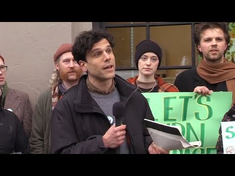 Councilmember Sawant joins newly formed Elliott Bay Book Company Book Workers Union