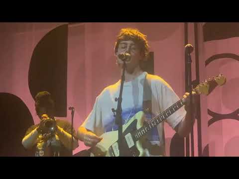 Kentucky - Hippo Campus