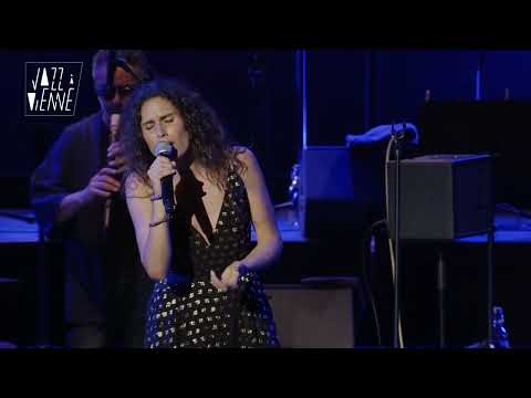 Dafné Kritharas &  André Manoukian - "Ξενιτιά μου/Bingyol" - Jazz à Vienne - Antique Theater