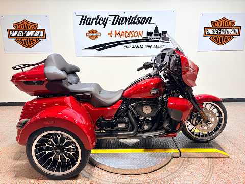 2026 FLHLT Harley-Davidson® Street Glide 3 Limited Brilliant Red Black Trim