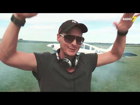 Die Radio 7 Mixshow - Live vom Flugplatz Tannheim mit Chris Montana