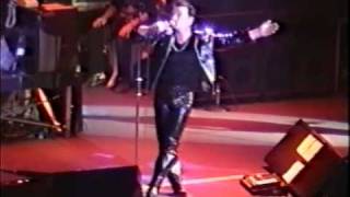 U2 Tryin&#39; to throw your arms around the world Rotterdam 1992