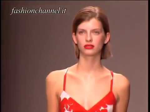 "Prada" Spring Summer 2001 Milan 3 of 4 pret a porter woman by FashionChannel