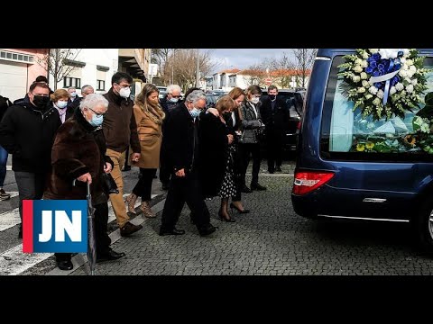 Emoção no último adeus a Tibi