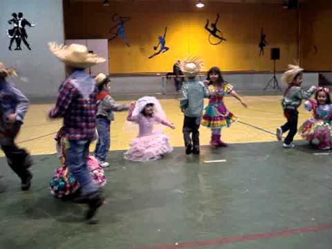 Fugidinha - Festa Junina