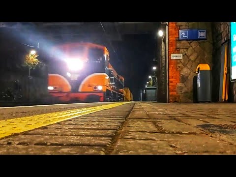 IÉ 071 class Loco 073 passes Glenageary on sperry duties 19/3/2021