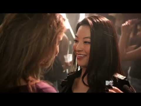 Malia And Kira Dance Together - Teen Wolf 4x01 Scene