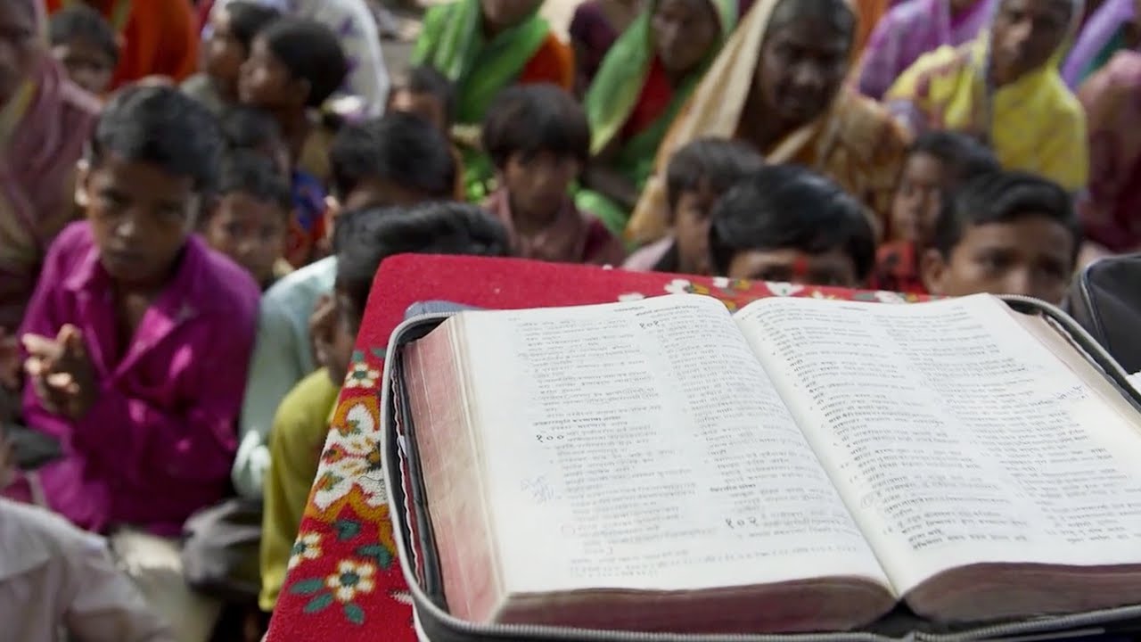 Church Under a Tree - Revolution in World Missions Book