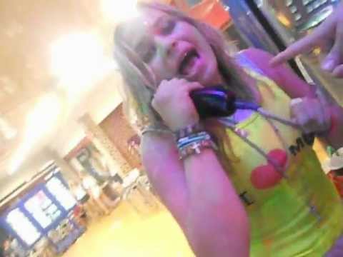 'I'm at a PAYPHONEEEEE tryin to call homeeee'