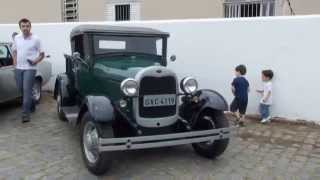 preview picture of video 'Momento Retrô - Encontro de carros antigos Itajubá /MG'