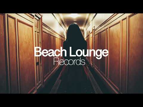 Medsound - Summer Still (feat Maria Estrella)