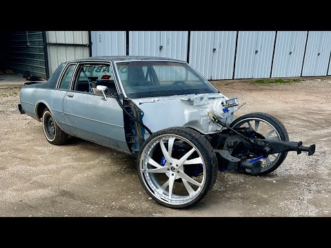 PULLING OUT THE BOX CHEVY ON 28s FINALLY!!!!
