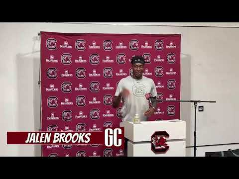 Sights and sounds from Monday's practice availability