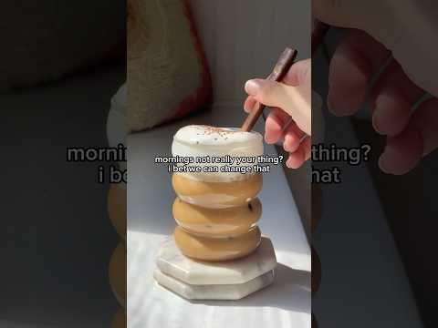 How you can become a morning person in 20 seconds ☕️🍄 #healthhacks #sleephacks