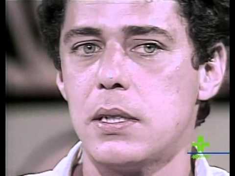 Chico Buarque sobre Nelson Cavaquinho e Cartola.