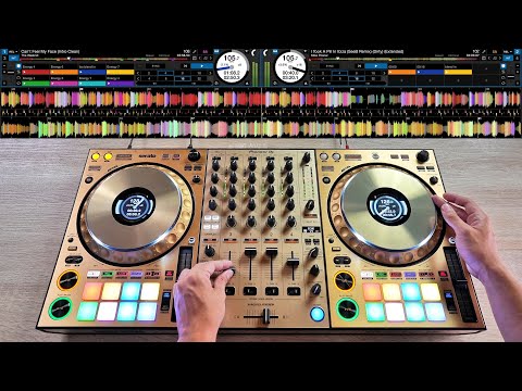 Pro DJ Mixes the Best Songs of 2016