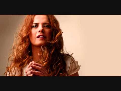 Ελένη Τσαλιγοπούλου ~ Σώπα κι άκουσε