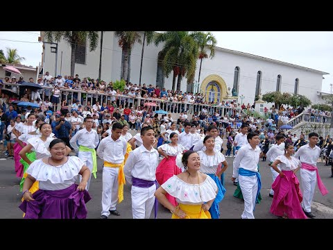Centro Escolar Católico Santo Tomás | Desfile de Independencia, Distrito de Santo Tomás