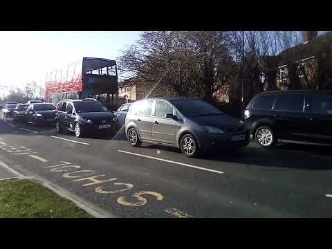 Red line buses AOLX 400
