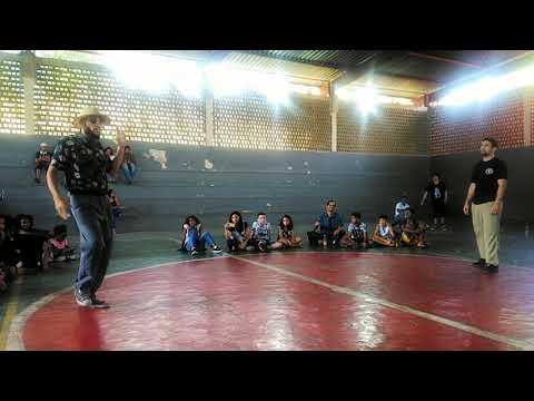 Corinto vs Sávio batalha de Popping _ Encontro de Poppers edição breaking kids