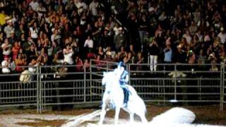 Joan Sebastian en su Caballo cantando Mi Suegra me hecho lo perros